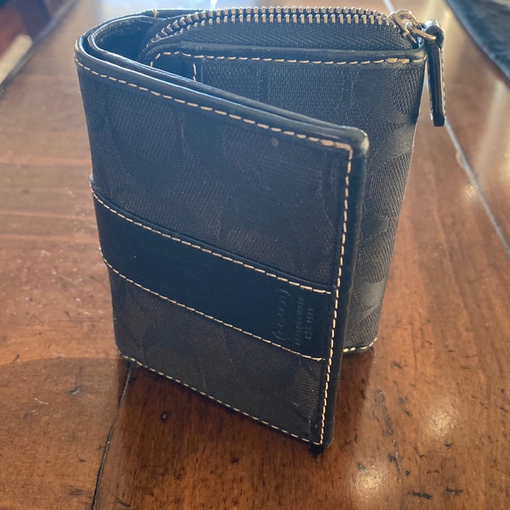 Vintage Coach Bi-Fold Wallet